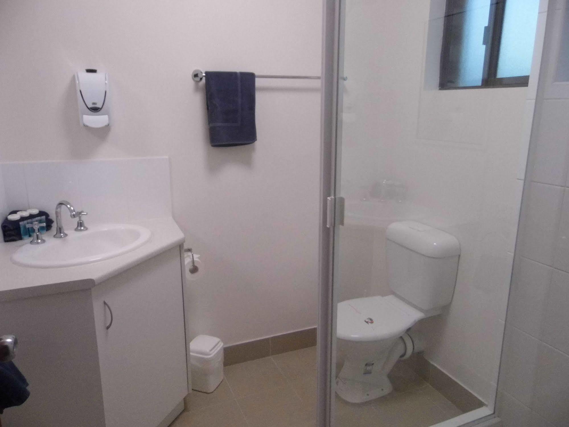 Nanango Fitzroy Motel Buitenkant foto