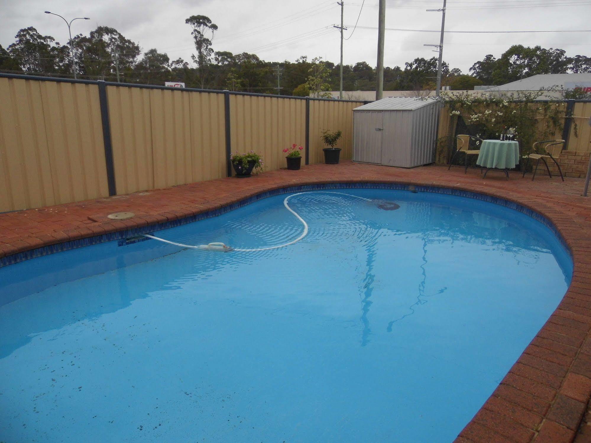 Nanango Fitzroy Motel Buitenkant foto
