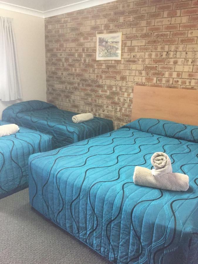 Nanango Fitzroy Motel Buitenkant foto